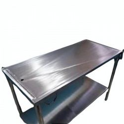 Mesa de cirugía con drenaje